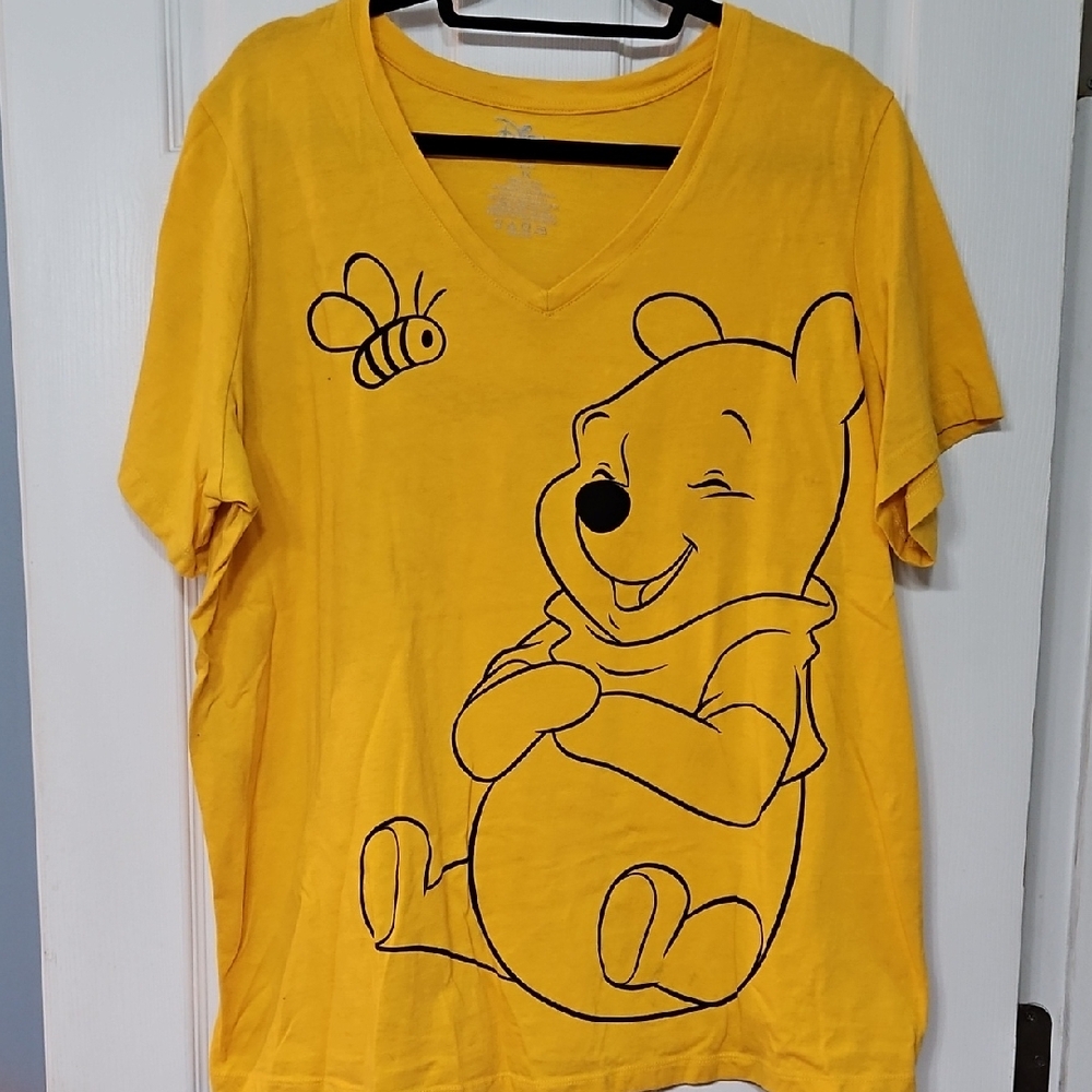 1x Winnie the Pooh T-Shirt